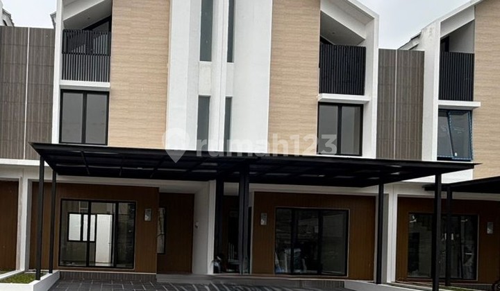 Sell House Plus Attic Essence Alamanda in Front of Aeon Mall Starting from 2 M-An, Cakung, East Jakarta