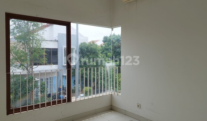 For Sale House in Zebrina Cluster Certificate of Ownership Semi Furnished 030