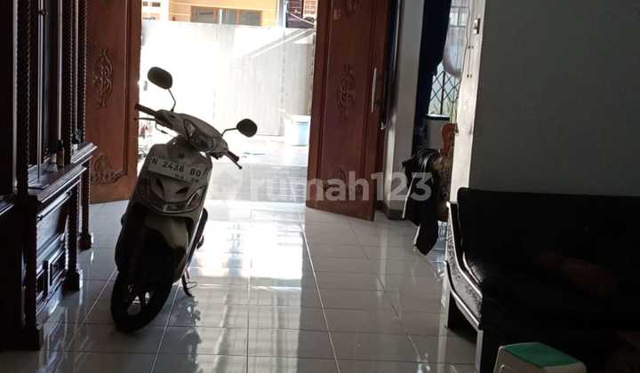 For Sale Modern 2-Story House Ready to Occupy, Matraman, East Jakarta, 007 2