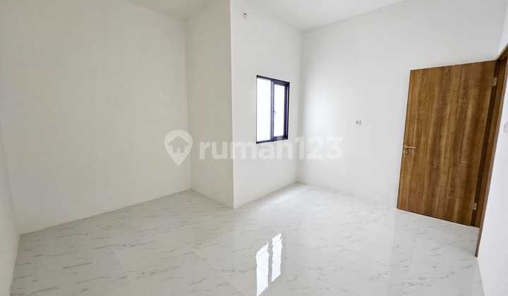 Jual Rumah Mewah 2 Lantai Dengan Lingkungan Elite Di Bulevar Hijau, Harapan Indah, Bekasi, 007 2