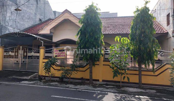 Di Jual  Rumah di Jalan raya salak, Madiun Jawa Timur 1