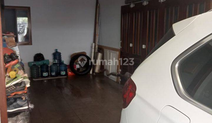 Dijual Rumah Bagus Semi Furnished di Villa Meruya Jakarta Barat 2