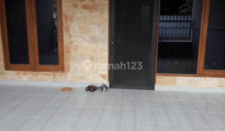 Rumah Furnished SHM di The Quality Garden Residence , Sidoarjo 1