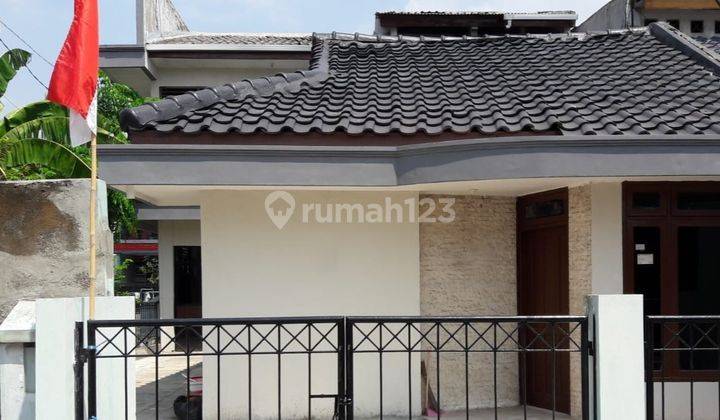 Dijual Rumah Minimalis Modern 4 Kt Unfurnished, Pejuang, Bekasi, 030 1