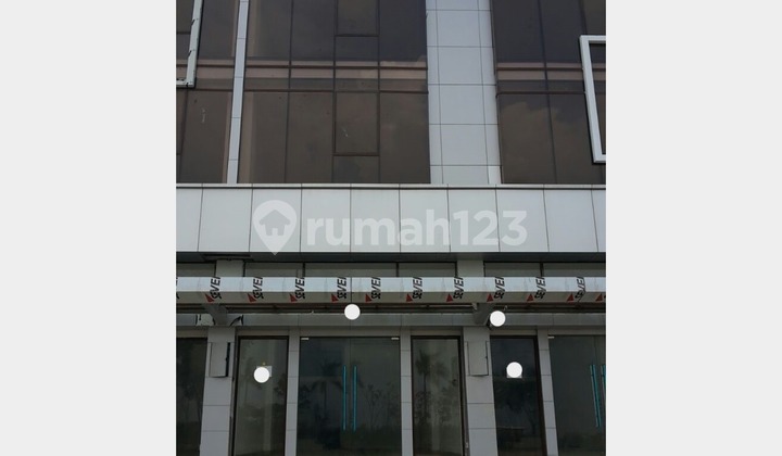 For Sale 3-Story Avenue Shop House Facing Main Road, Strategic Location, Golden Investment in Jakarta Garden City 004 For Sale 3-Story Avenue Shop House Facing Main Road, Strategic Location, Golden Investment in Jakarta Garden City 004