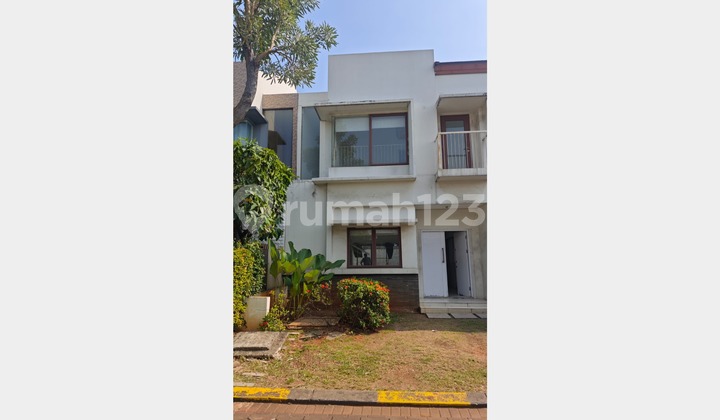 Modern Minimalist Residential House for Rent in Zebrina Cluster - Near Aeon Mall Jakarta Garden City, Cakung 007 Modern Minimalist Residential House for Rent in Zebrina Cluster - Near Aeon Mall Jakarta Garden City, Cakung 007