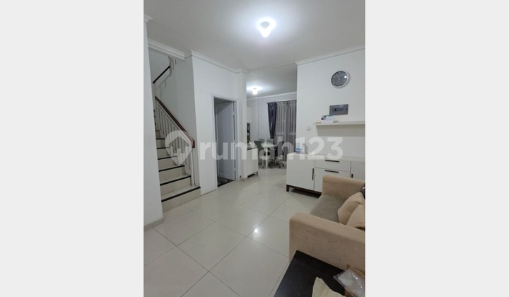 House for Rent Metland Menteng Cakung - 2 Floors Fully Furnished, Facing Park & Strategic Location! (029) House for Rent Metland Menteng Cakung - 2 Floors Fully Furnished, Facing Park & Strategic Location! (029)