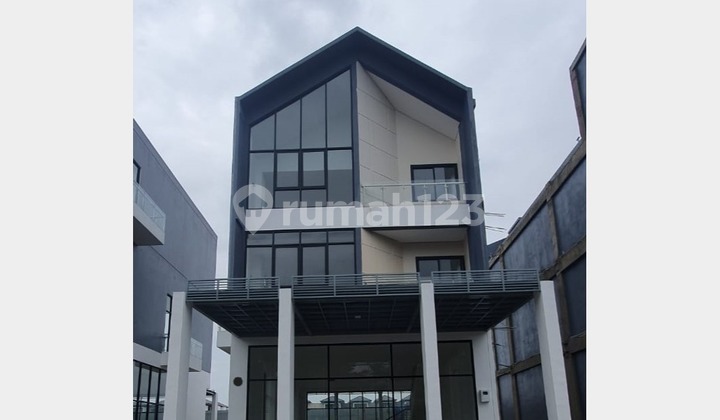 Disewa Ruko Exckusive 3 Lantai Di New East Jakarta Garden City, Cakung 018 co 028 1