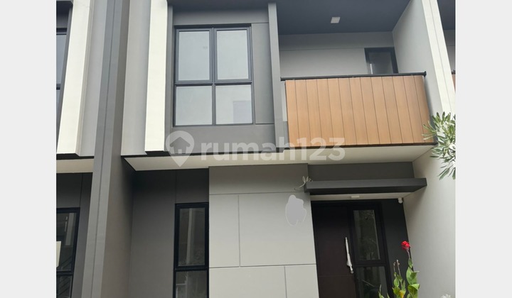 Sewa Murah Rumah Premium Minimalis Di Cluster Regia Summarecon Crown Gading 015