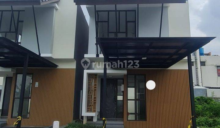 Disewakan Rumah Unfurnished 2 Lantai Cluster Mahakam, Jakarta Garden City, Cakung, 029 1