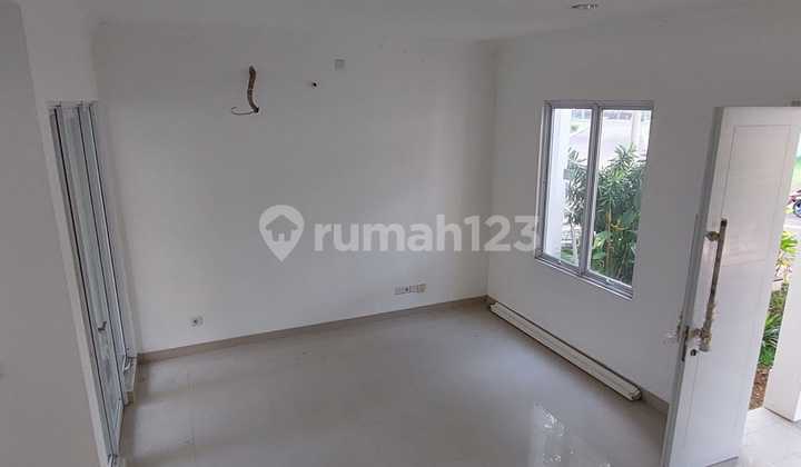 TURUN HARGA Sewa Rumah Cluster Super Premium Hanya di South Thames di Jakarta Garden City, Cakung 030