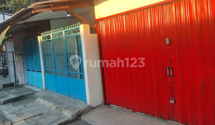 Sewa Rumah Usaha Lokasi Super Strategis Pinggir Jalan Raya Utama, Daerah Pekayon, Pasar Rebo, Jakarta Timur 030 Sewa Rumah Usaha Lokasi Super Strategis Pinggir Jalan Raya Utama, Daerah Pekayon, Pasar Rebo, Jakarta Timur 030