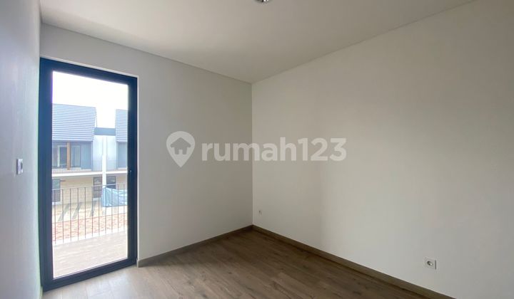 Dijual Rumah Hunian Mewah 3 KT di Cluster Wisteria - Tipe A dengan Attic & Sky Balcony!