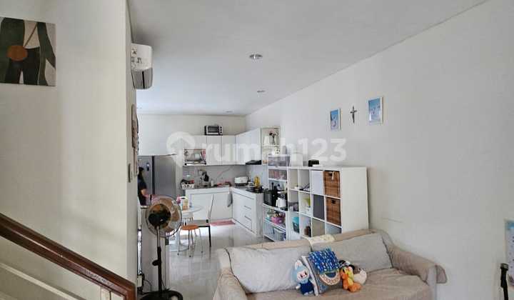 Dijual Rumah Terenovasi Jakarta Garden City, Nego Tipis! 032 Dijual Rumah Terenovasi Jakarta Garden City, Nego Tipis! 032