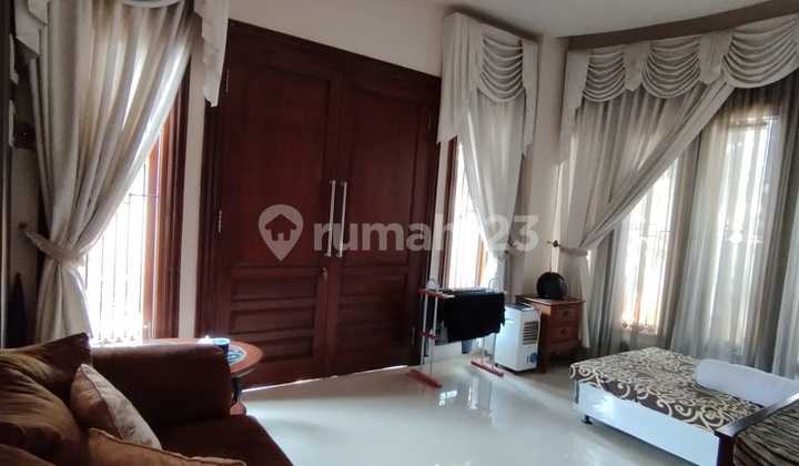 For Sale Corner House with Good SHM Ready to Occupancy in Villa Melati Mas BSD 2