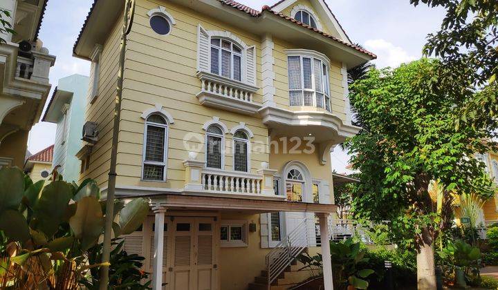 Dijual Rumah 3 Lantai Full Furnished Di Montana Village Gading Serpong 1
