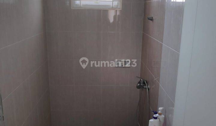 Dijual Rumah 3 Lantai Full Furnished Di Montana Village Gading Serpong 7