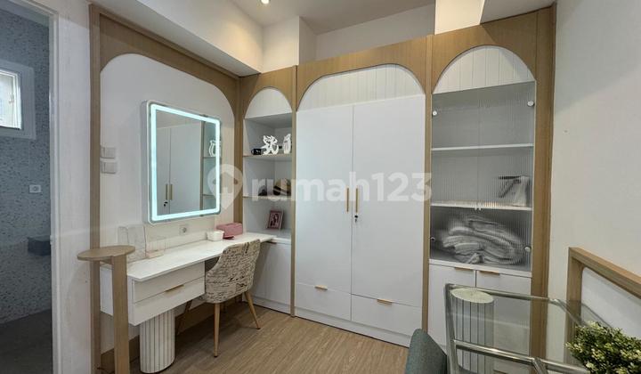 FOR SALE Luxury 2-Story House in ALAM SUTERA Near Laurensia School 2