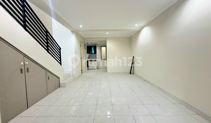 Di Jual Rumah Cantik Di Cluster Opal Selatan, Summarecon gading serpong