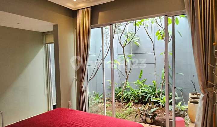 DIJUAL CEPAT TURUN HARGA SHEFFIELD - GREENWICH BSD