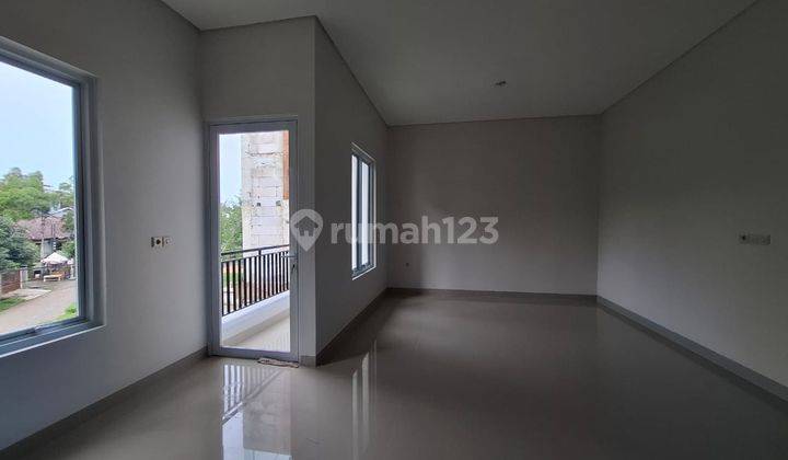 Dijual Rumah Cantik, Modern Minimalis di Villa Melati Mas Bsd 1