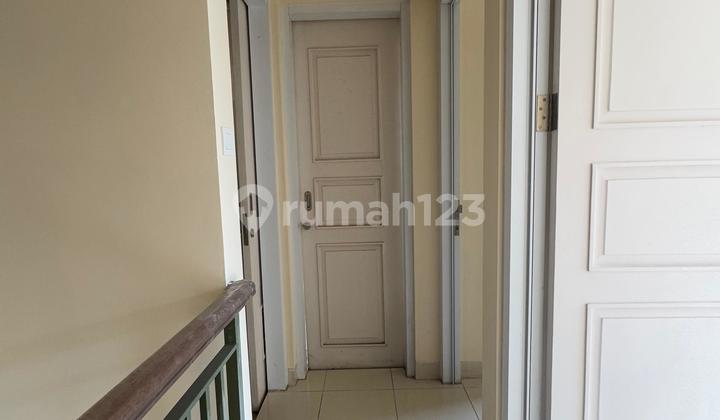 For Sale House in Virginia Village Gading Serpong