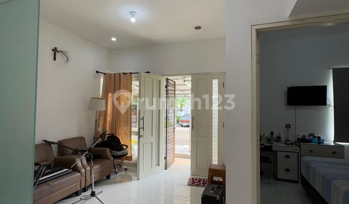 FOR SALE Corner House In Fluorite Gading Serpong