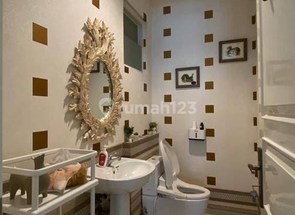 Rumah Siap Huni Di Pusat Kota Menteng Semi Furnished 15