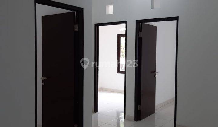 Rumah baru Di Cluster Madrid Karawaci 1