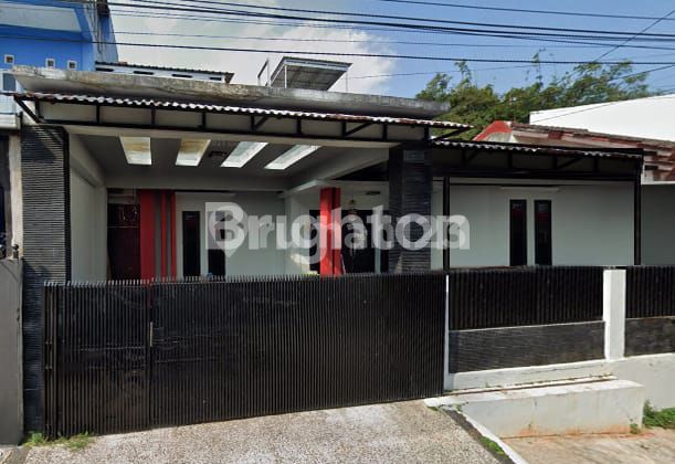 DI JUAL RUMAH SANGAT STRATEGIS, LOKASI MT HARYONO DI JUAL RUMAH SANGAT STRATEGIS, LOKASI MT HARYONO
