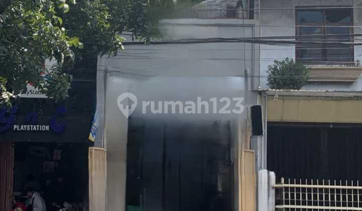 Jual ruko 3 lantai    Jl.Leuwipanjang jejeran terminal