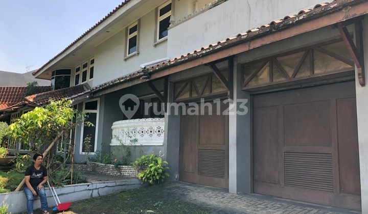 For Sale 2-Story House on Jl. Terusan Sutami Pasteur Bandung For Sale 2-Story House on Jl. Terusan Sutami Pasteur Bandung