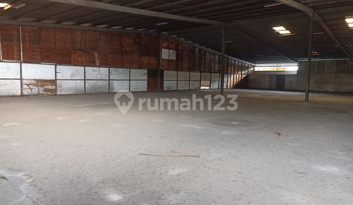 Sewa atau Jual Gudang di Sayap Moh Toha