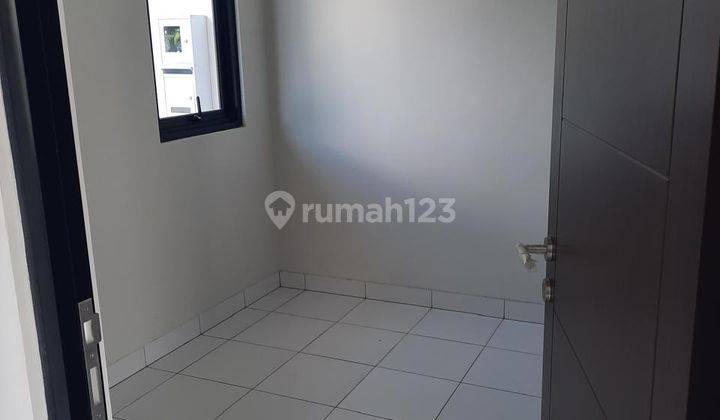 Disewakan rumah cluster 2 lantai Komplek Summarecon Bandung 2