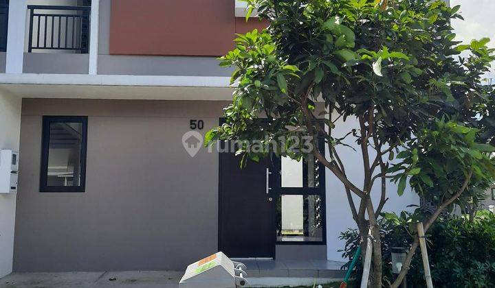 Disewakan rumah cluster 2 lantai Komplek Summarecon Bandung 1
