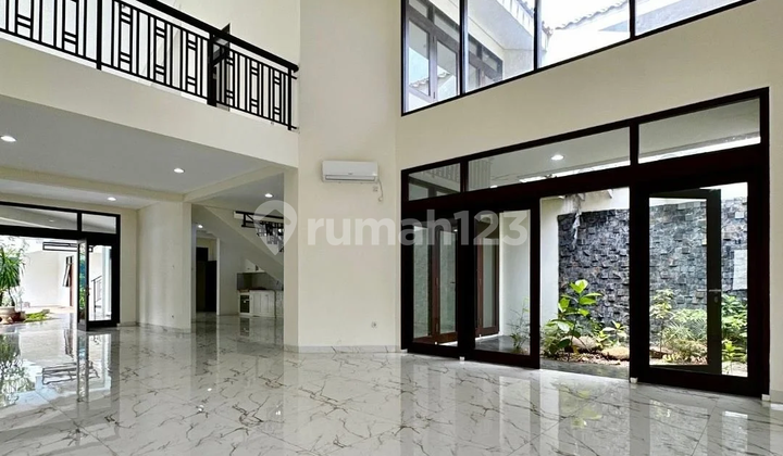 Rumah 2 Lantai + Paviliun Modern Tropical House di Menteng 2