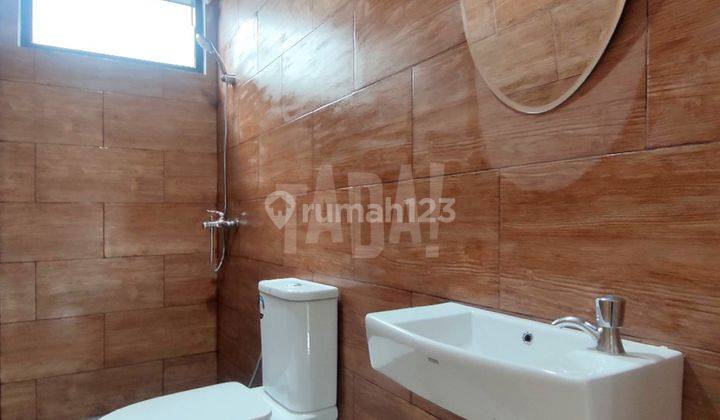 Rumah Townhouse Modern 3 Lantai Baru di Pondok Cabe Murah 2