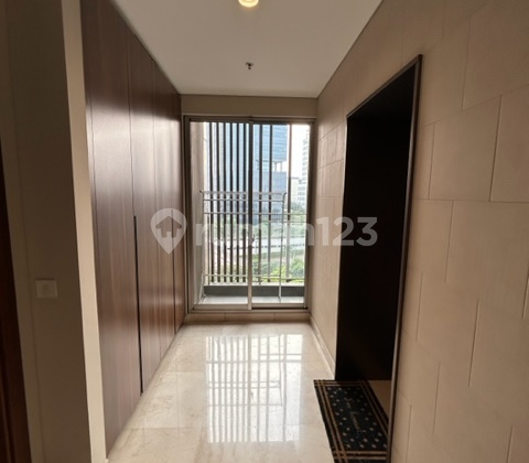 Apartement 3 BR Branz Simatupang Nice Furnished Unit 