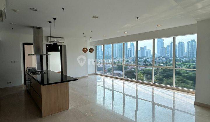 Apartement Setiabudi Sky Garden 3 BR Semi Furnished Baru Termurah 2