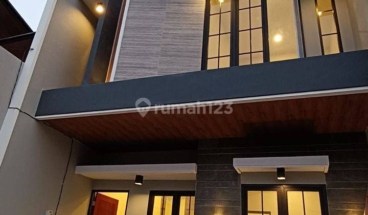 Rumah Baru Brand New Model Scandinavian Mewah Lokasi Premium Sutorejo 2