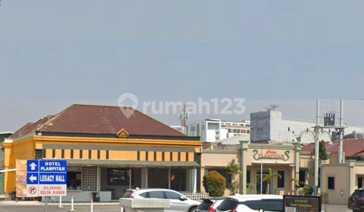 DIJUAL TANAH DAN BANGUNAN JL. PLAMPITAN  1