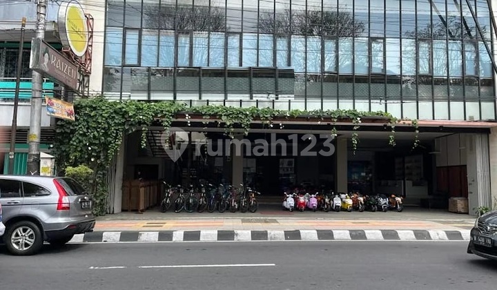 Business Place Jl. Pemuda Magelang 2