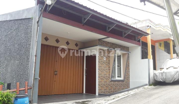 RUMAH JL. MENDUT UTARA  1