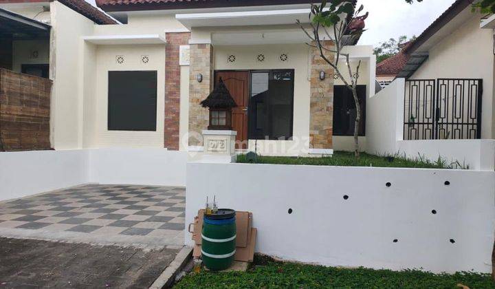 Dijual Rumah Teras Bali , Bsb 1