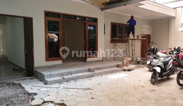 For Rent: City Center House in Kampung Kali 2