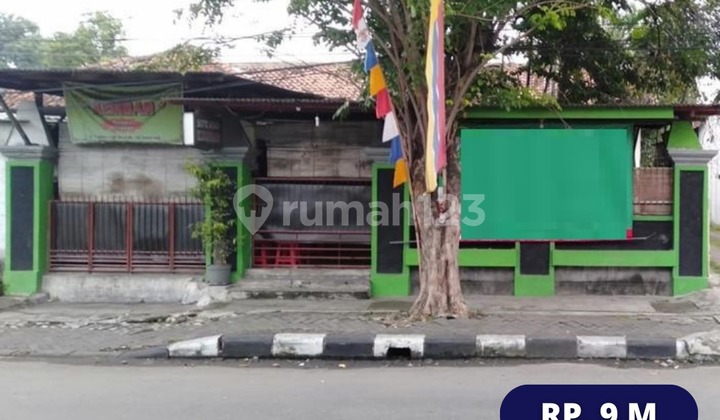 Dijual Rumah Hitung Tanah Jl. Lampersari Raya  1