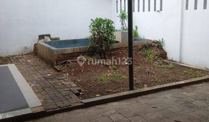 Rumah Mewah di Komplek Bilymon Pdk Kelapa, Jaktim, Harga Terbaik  1