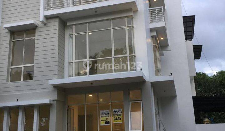 Disewa Rumah Pik Trimaran Indah 5 12x13 Unfurnished, Jakarta Utara 1