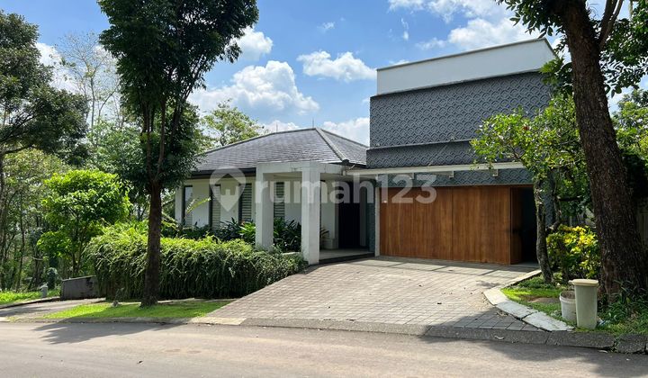 Luxury house, best view, fully furnished, Sentul city