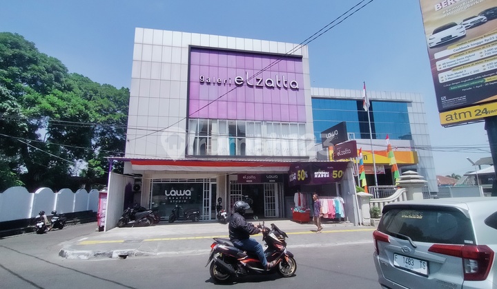 Ruko strategis siap huni  di pusat kota Sukabumi 